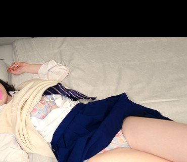 MONA-019 素人白肌敏感女体 制服中出し