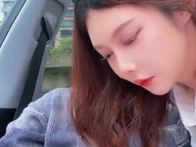斑斑约会小淫娃车上打炮-宽哥
