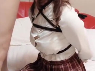约网友3P玩弄穿JK裙的骚母狗老婆