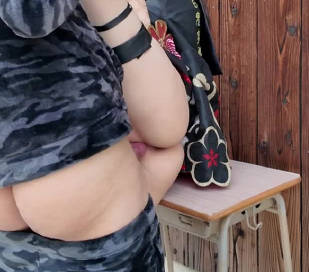 路边遇到狐坂若藻投喂可随意玩弄内射