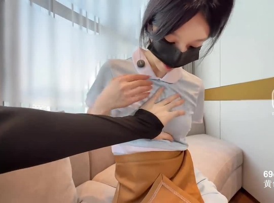 陪吃员蜜穴妥协 潘潘作品